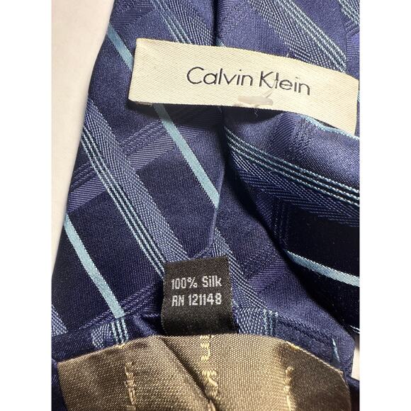 Calvin Klein 100% Silk, Indigo Blues Plaid Stripe Tie, NWOT - Picture 3 of 4